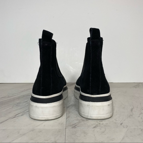 Steven by Steve Madden Avery Black Suede Platform Chelsea Boot 6M - Picture 2 of 13